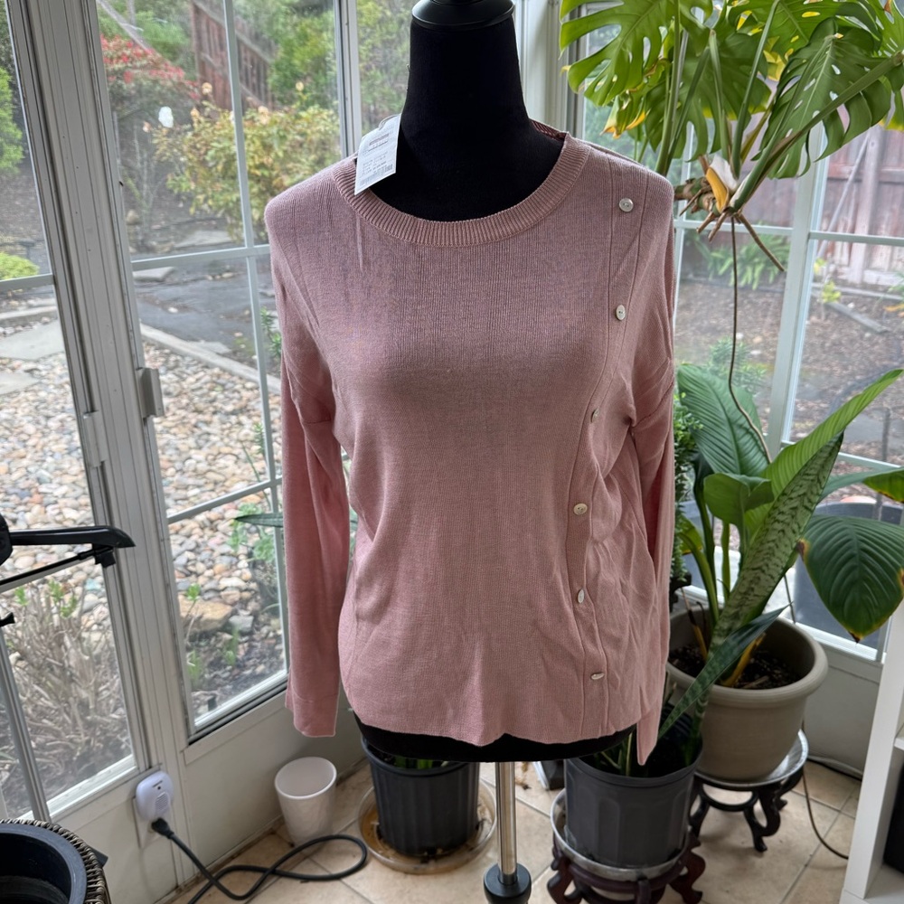 Melbon brand light pink, long-sleeved, ribbed knit sweater